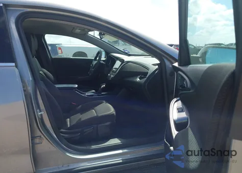 2025 Chevrolet Malibu Fwd 1Lt из США, поврежденный, VIN 1G1ZD5ST6SF136190